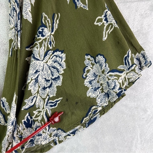 Abercrombie and Fitch Romper Small Green Floral Summer Bell Sleeves Spring Short - Picture 8 of 16